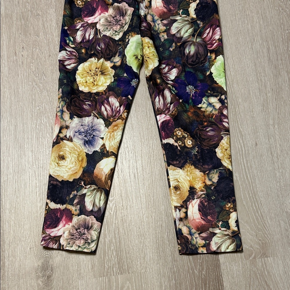 Darling Floral Cropped Ankle Style Pants Sz Small - Picture 8 of 8